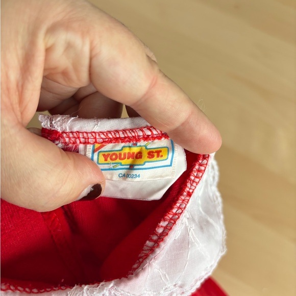 Vintage Red Velvet Sweater with White Lace Collar 6Y Kids. - Picture 8 of 8